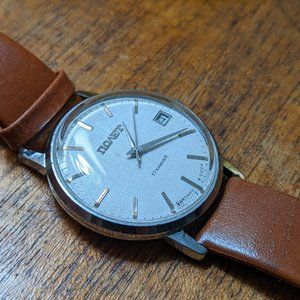 Vintage Poljot Soviet USSR 17 jewel wristwatch